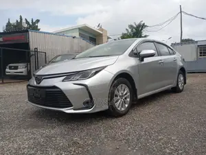 New Toyota Corolla 2022 Silver
