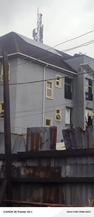 3bdrm Block of Flats in Kilo for sale
