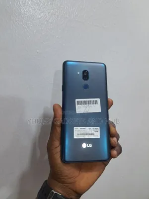 LG Q9 64 GB Blue