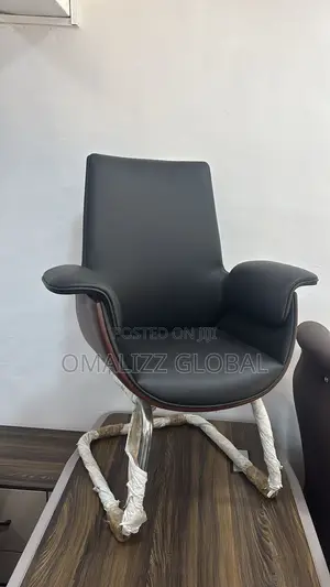 Executive Visitors Chair