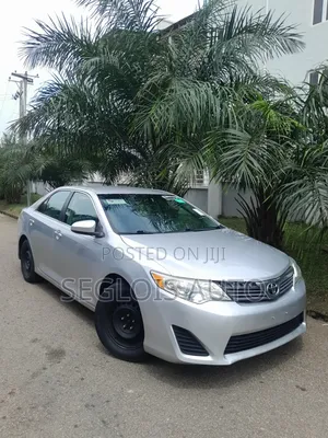 Toyota Camry 2013 Silver