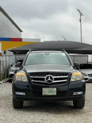 Mercedes-Benz GLK-Class 350 2011 Black