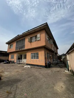 8bdrm Block of Flats in Ifako-Gbagada for sale