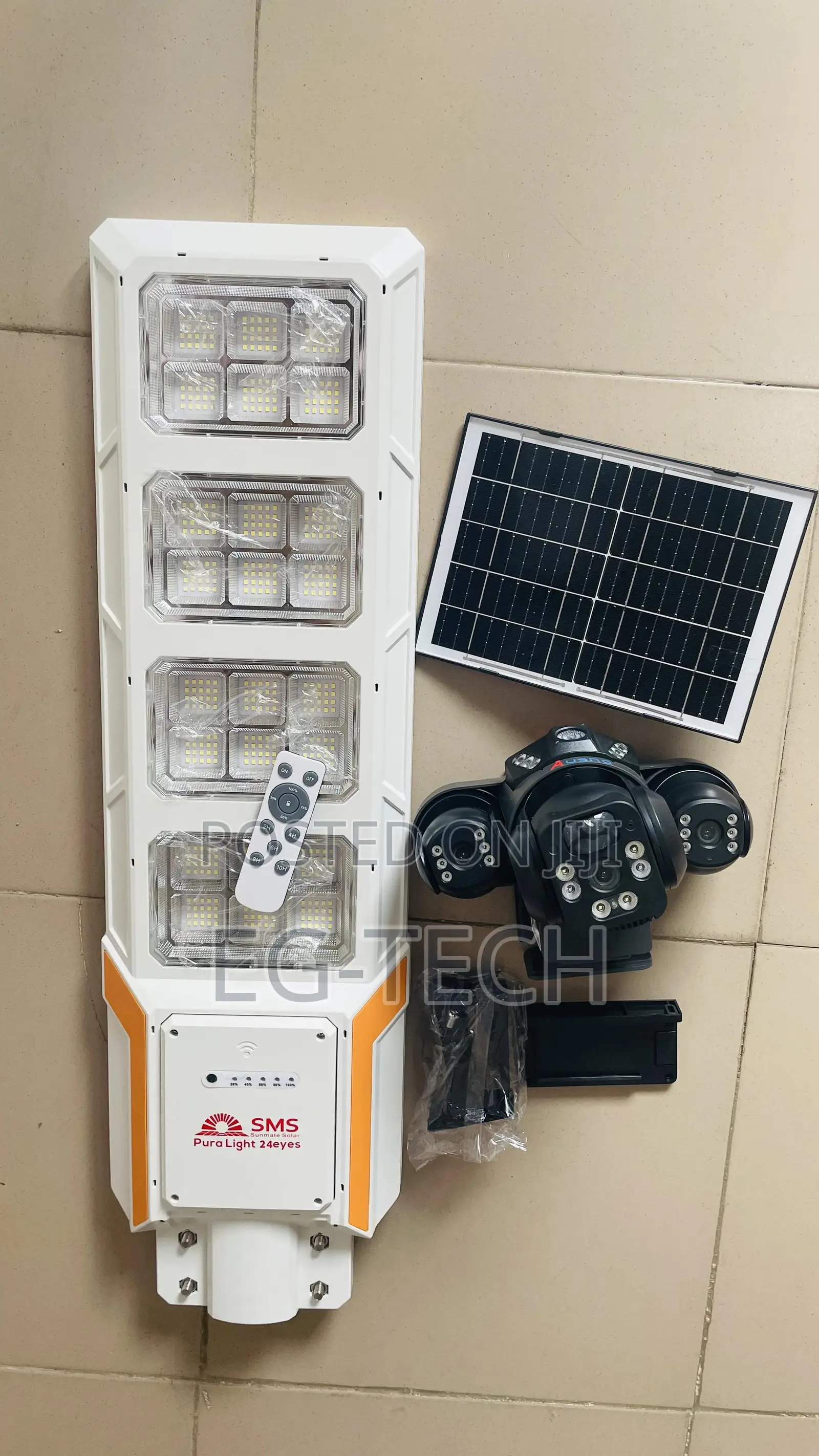 3 Lens Solar CCTV Camera With SMS 1000w Light