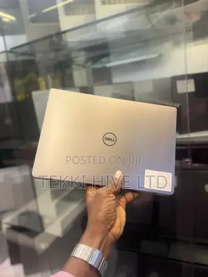 Laptop Dell Latitude 7300 8GB Intel Core i7 SSD 256GB