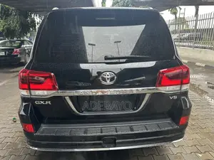 Toyota Land Cruiser 5.7 V8 GXR 2020 Black