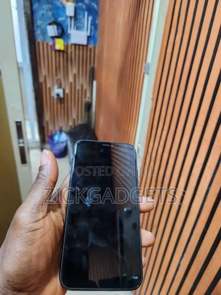 Apple iPhone 11 128 GB Black