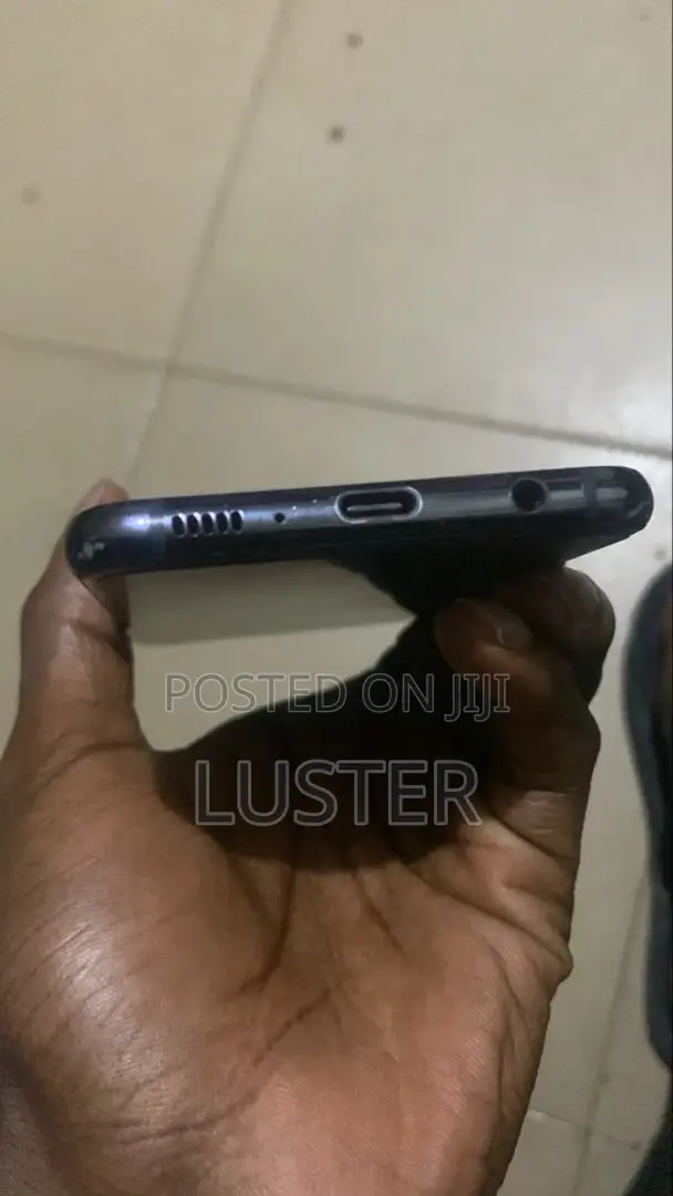 Samsung Galaxy S10e 128 GB Black
