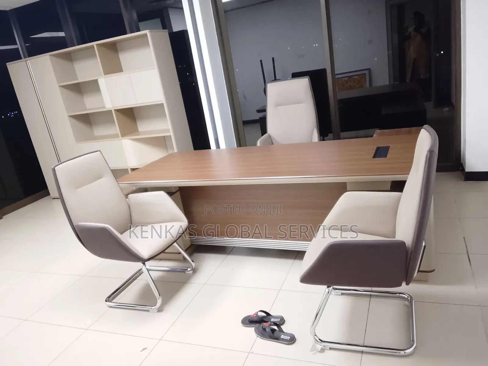 Super Executive Office Visitors Chair