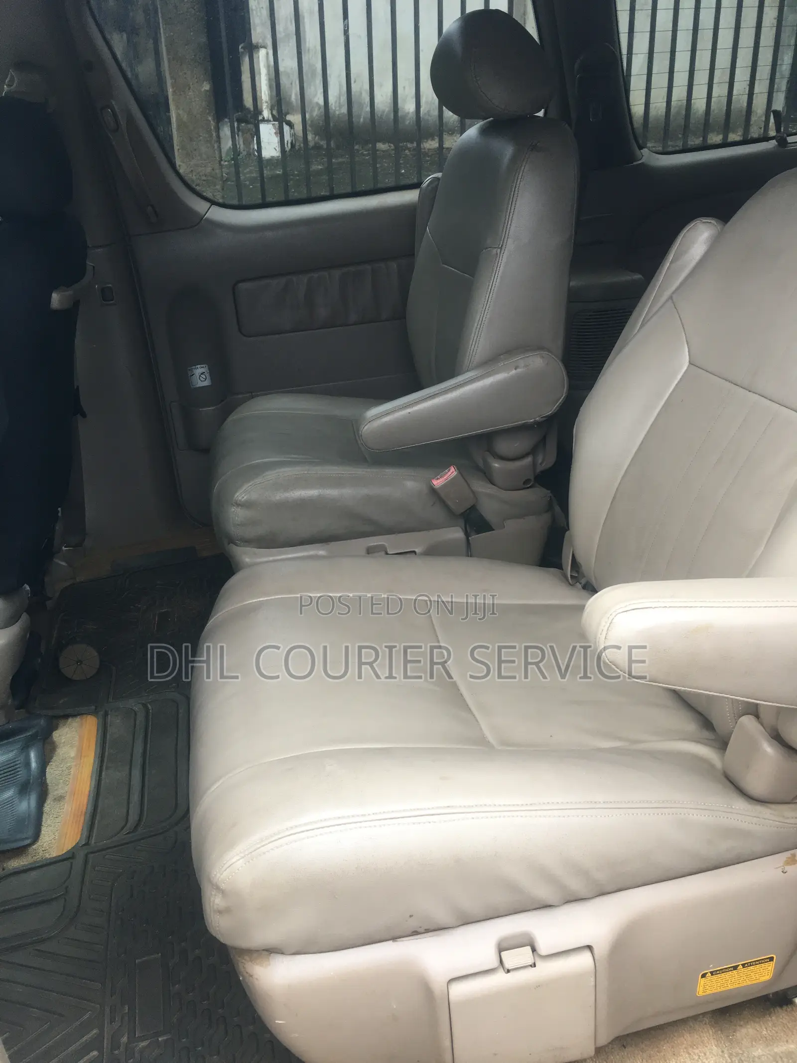 Toyota Sienna 2002 Gold