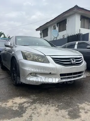 Honda Accord 2010 Silver