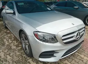 Mercedes-Benz E300 4Matic AWD Sedan (2.0L 4cyl 9A) 2017 Silver