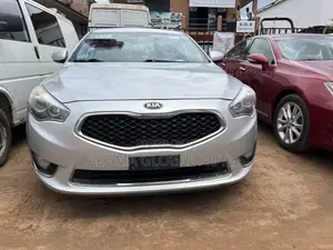 Kia Cadenza Premium 2016 Silver