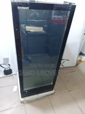 Snow Sea Transparent Chiller 270litres