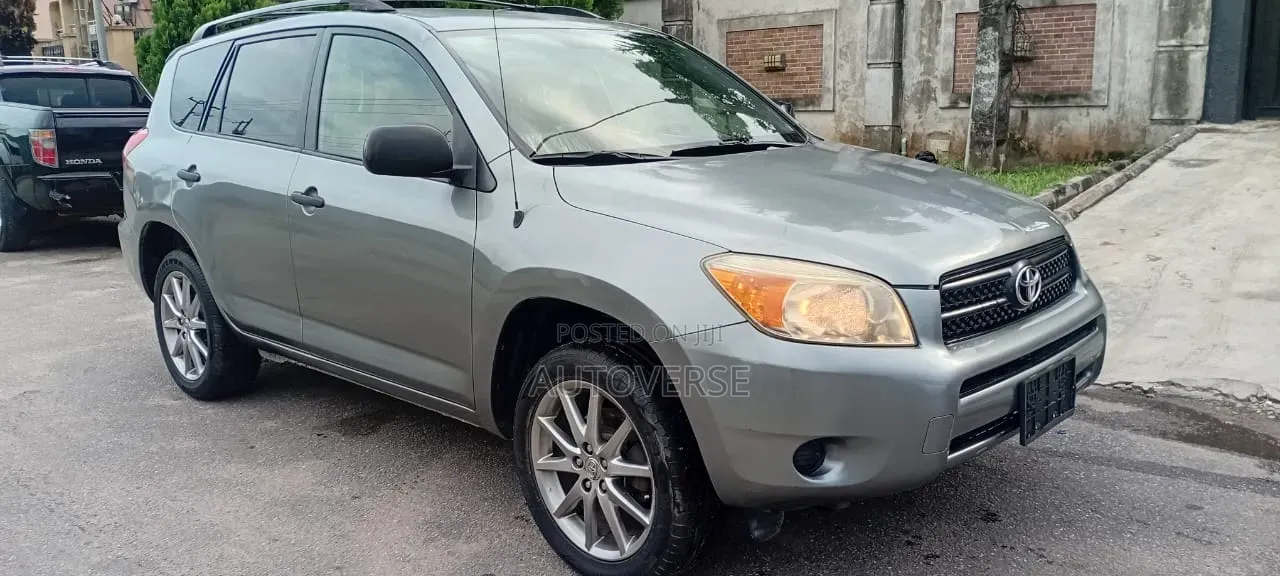 Toyota RAV4 2008 Green