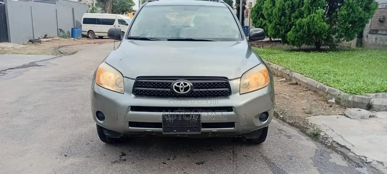 Toyota RAV4 2008 Green