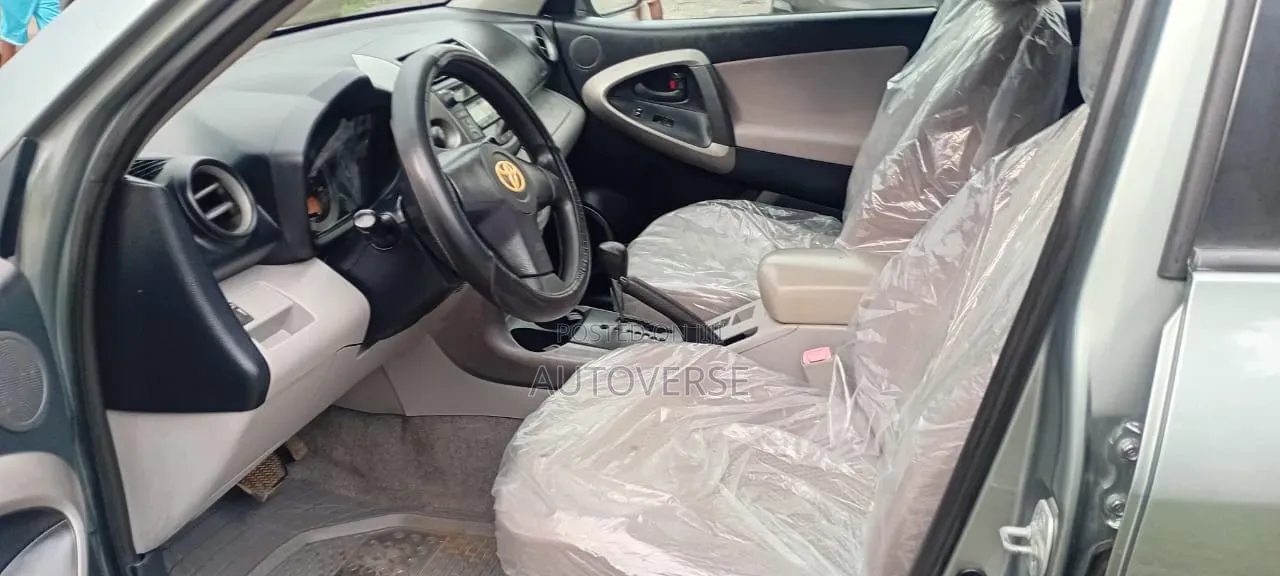 Toyota RAV4 2008 Green