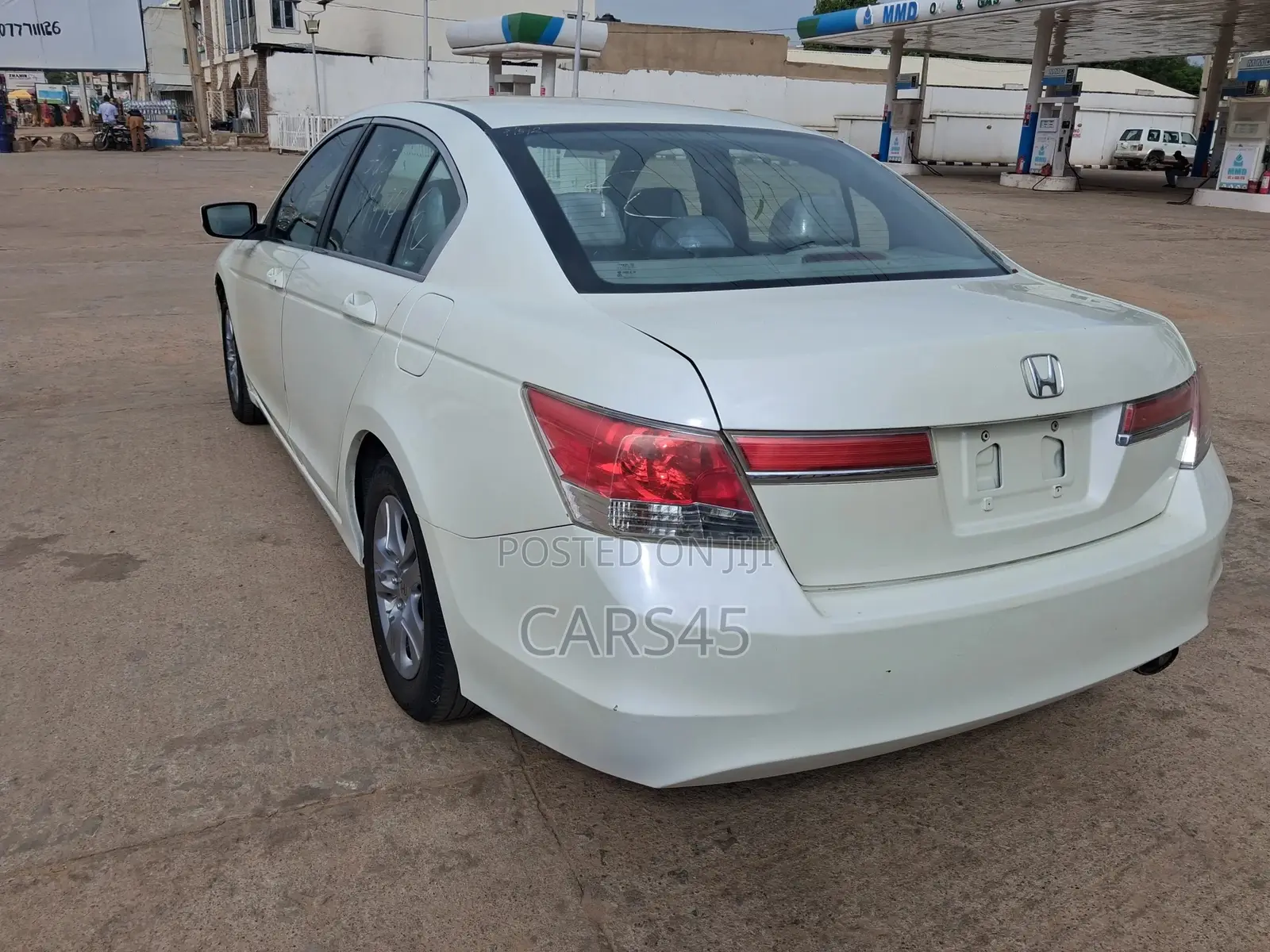 Honda Accord 2011 White