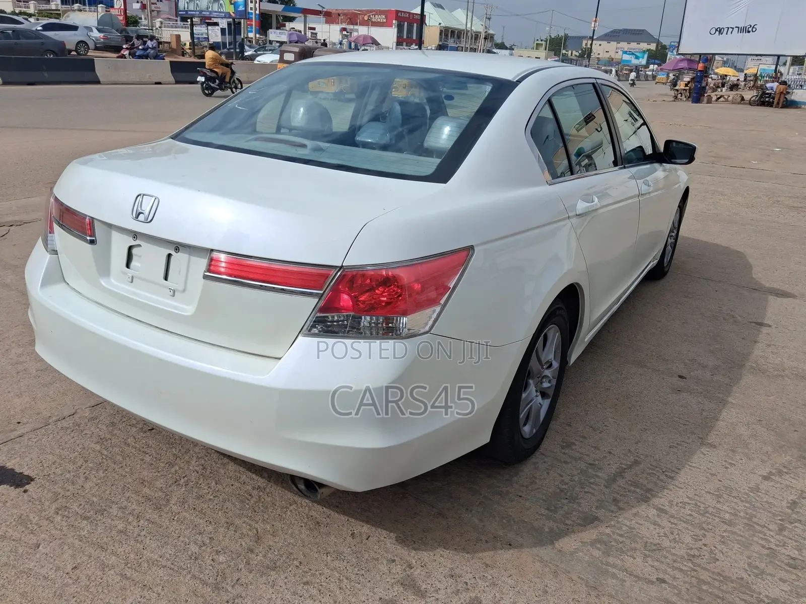 Honda Accord 2011 White