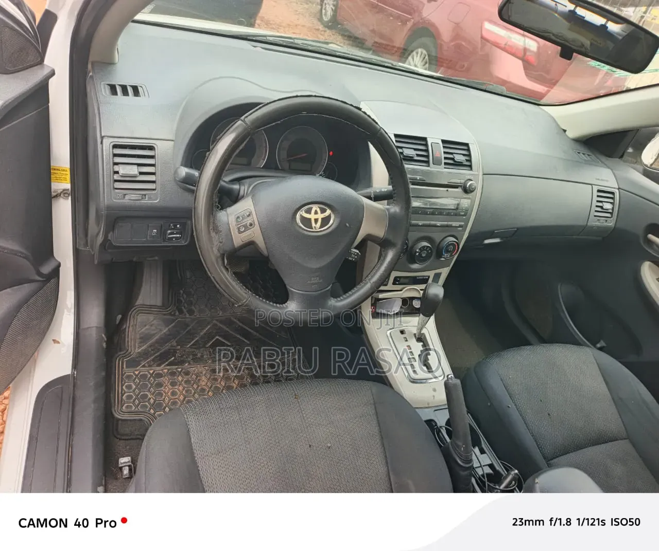 Toyota Corolla 2011 White