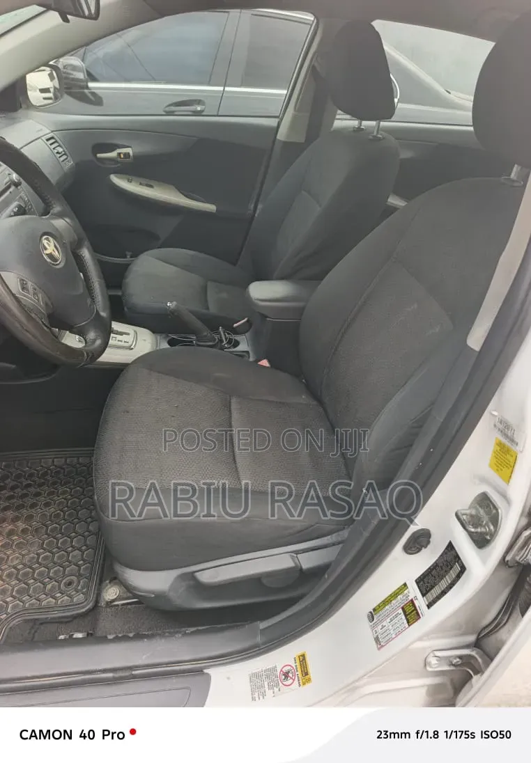 Toyota Corolla 2011 White