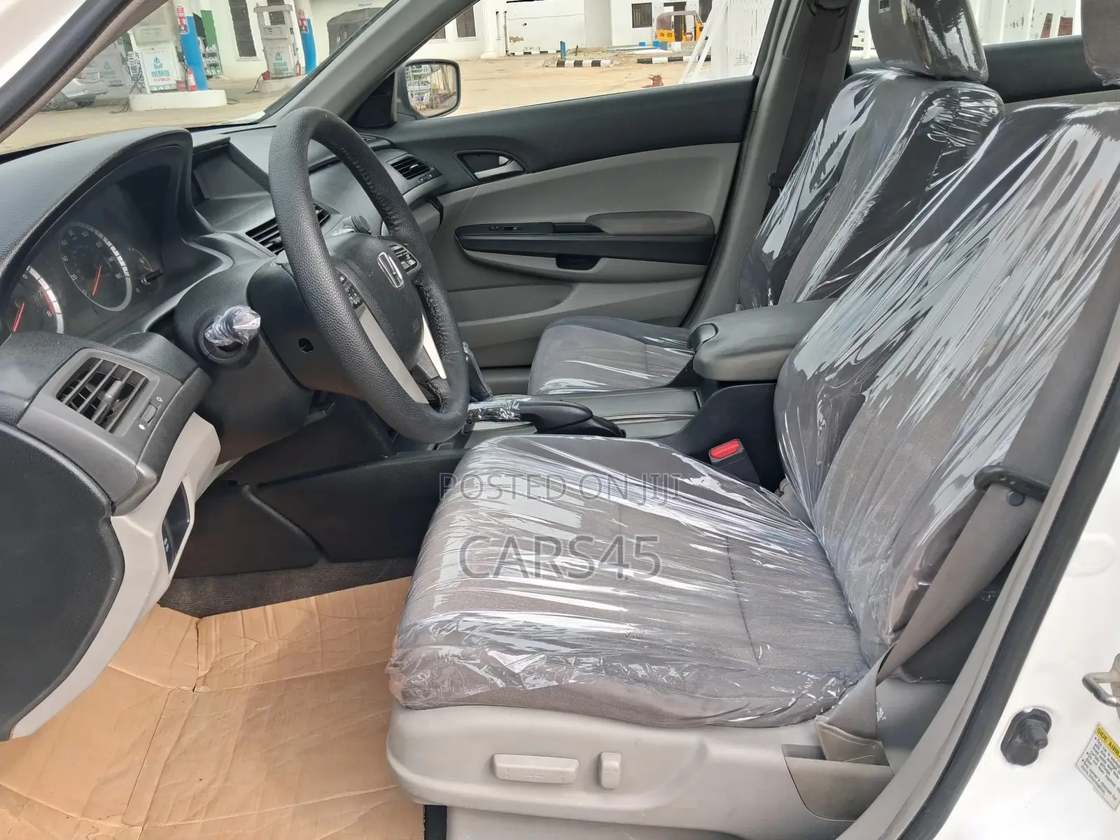 Honda Accord 2011 White