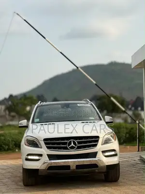 Mercedes-Benz M Class ML350 4dr SUV (3.5L 6cyl 7A) 2014 White