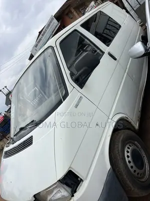 Volkswagen Transporter 2004 White