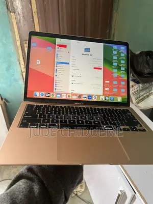 Laptop Apple MacBook Air 2020 8GB Intel Core i3 SSD 256GB