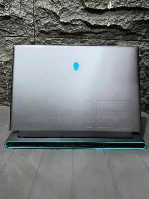 Laptop Dell Allienware M18 R1 32GB Intel Core i9 SSD 1T