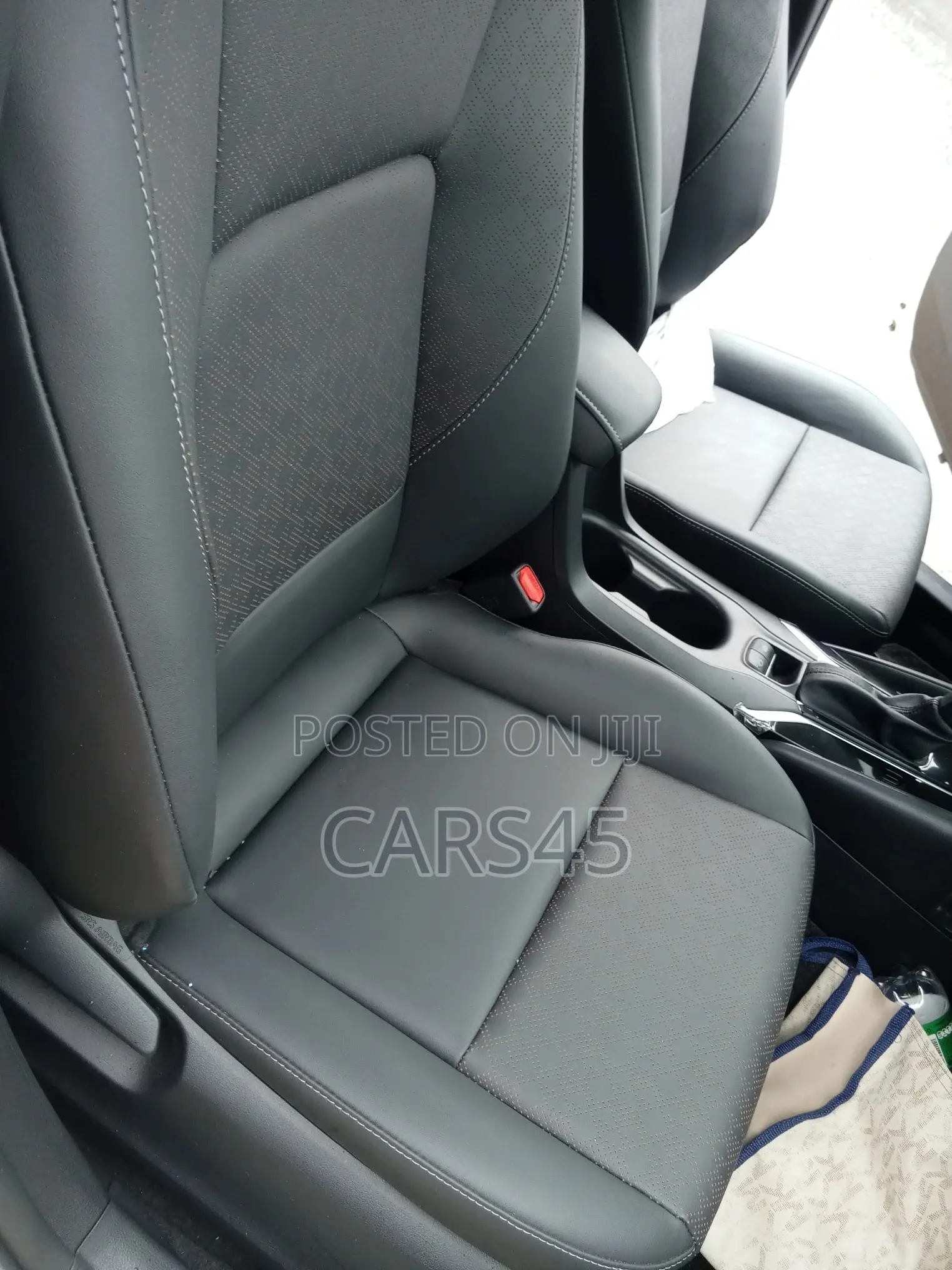 Toyota Corolla 2025 White
