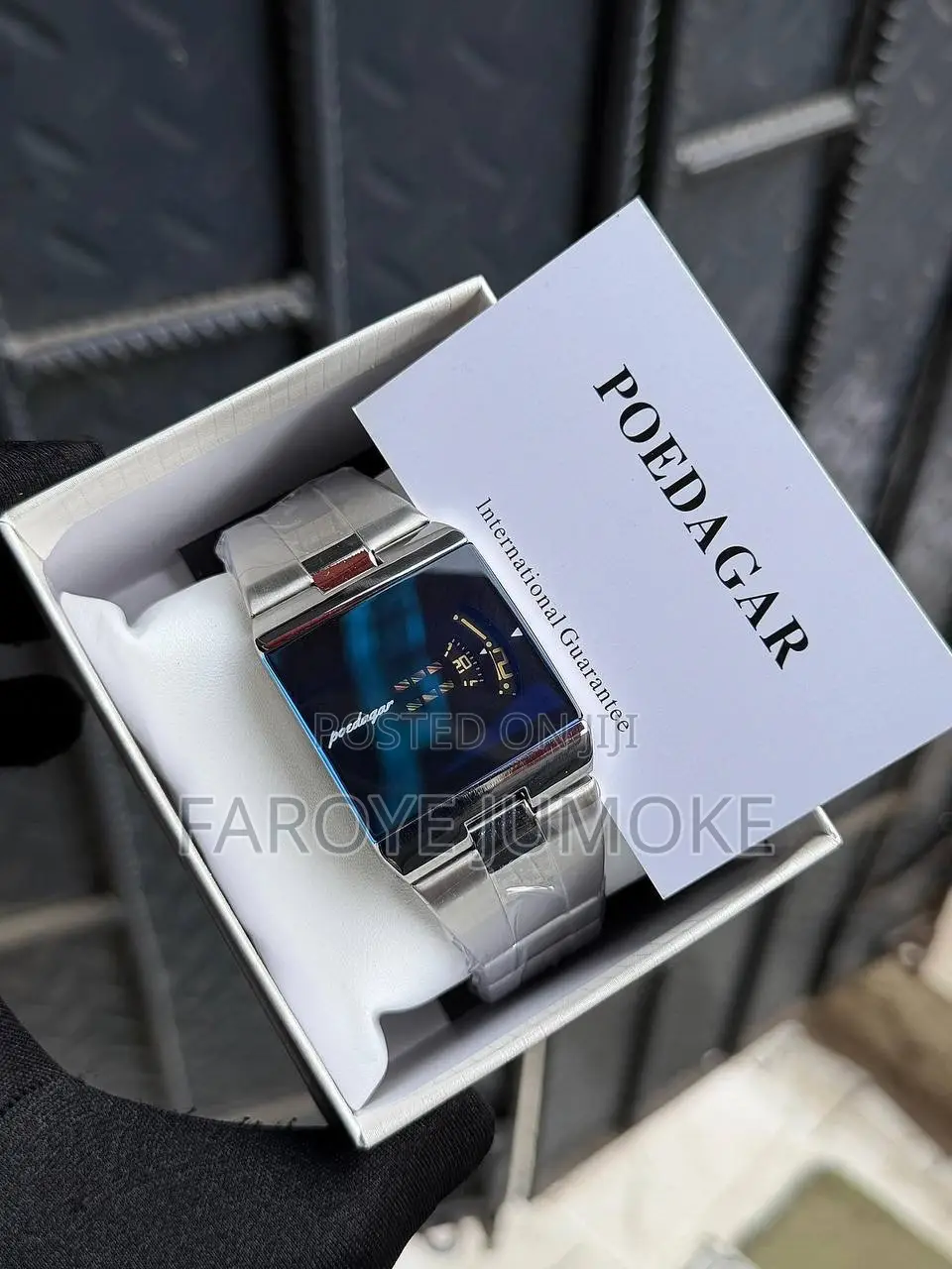 Poedagar Watch