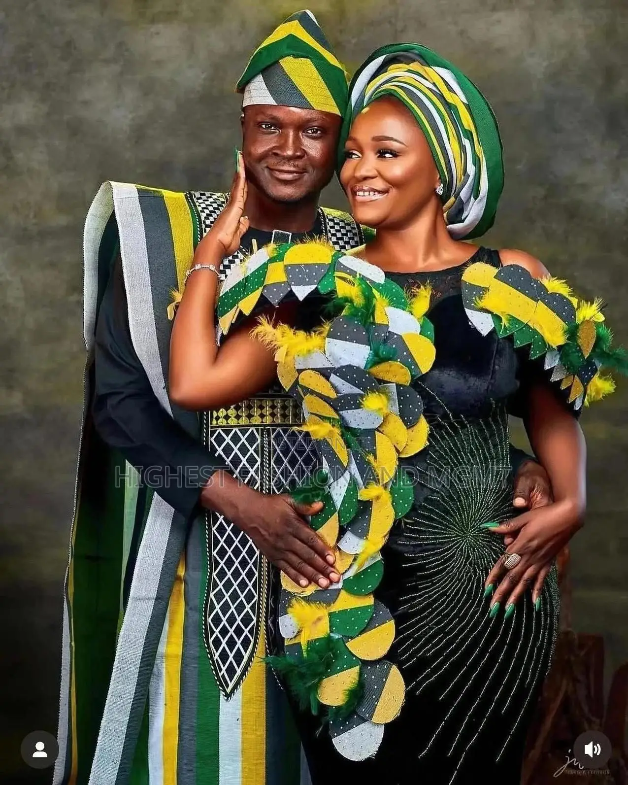 Iro And Buba Men’S Structured Striped Agbada