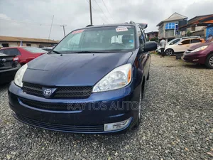 Toyota Sienna LE AWD 2005 Blue