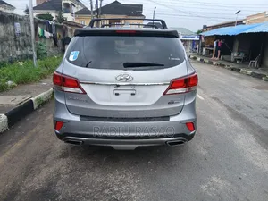 Hyundai Santa Fe 2018 Silver