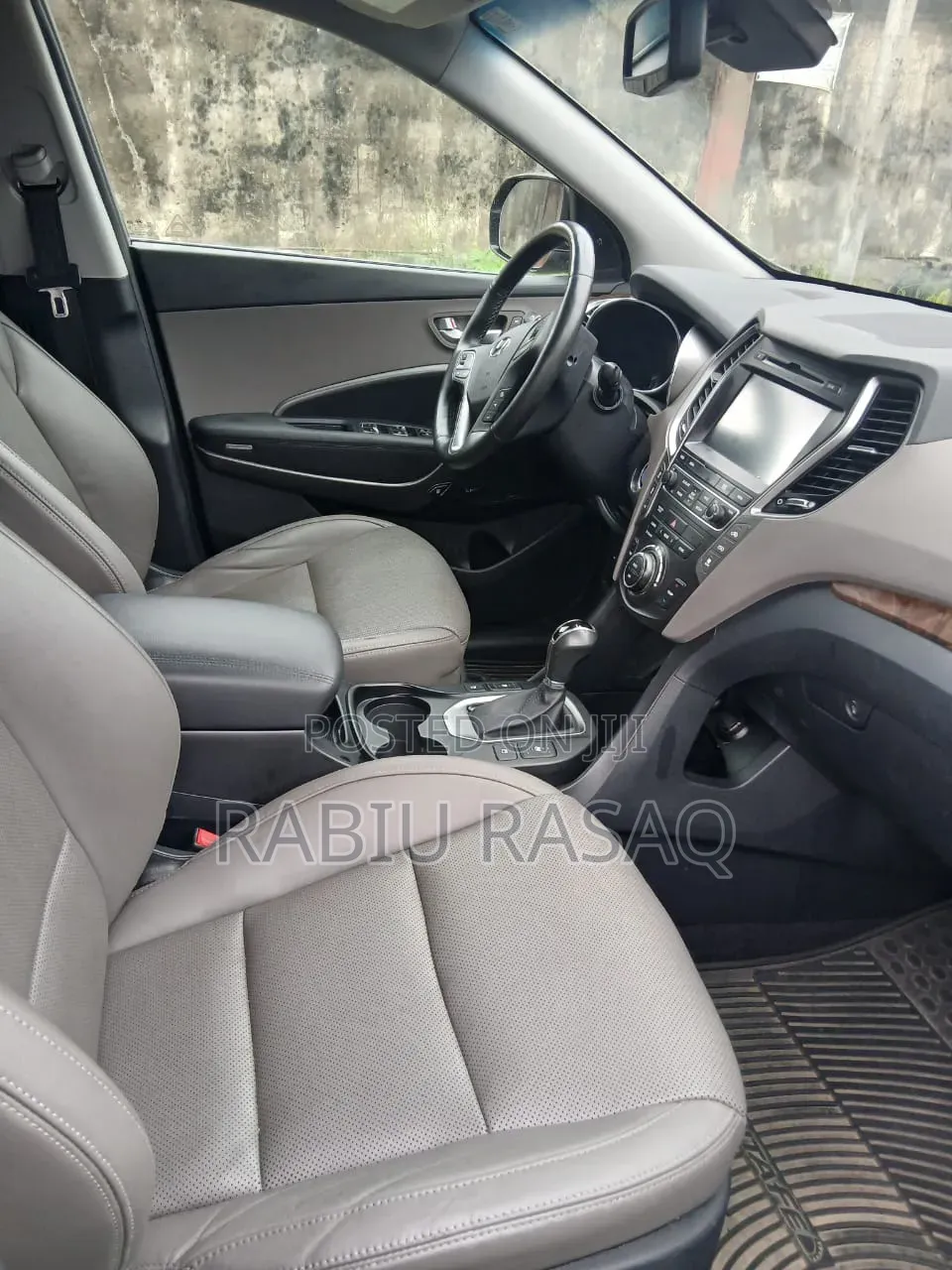 Hyundai Santa Fe 2018 Silver