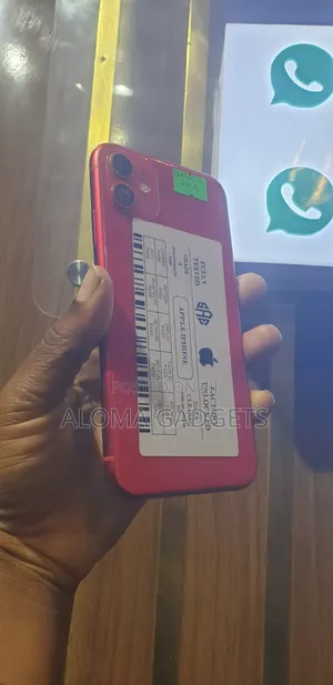 Apple iPhone 11 64 GB Red