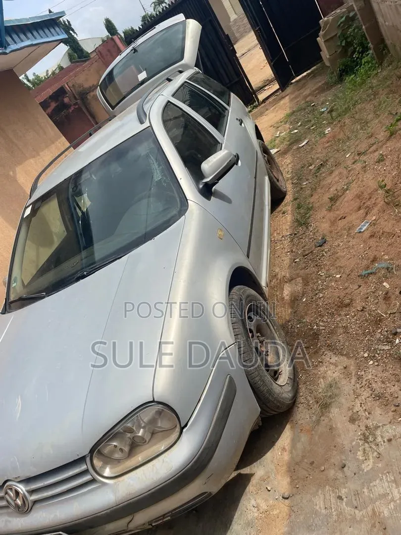 Volkswagen Golf 1999 Silver