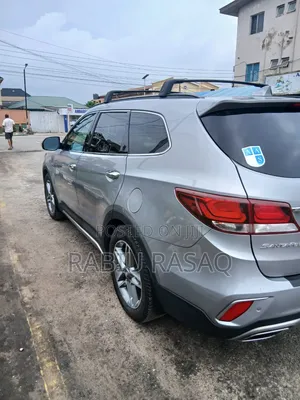 Hyundai Santa Fe 2018 Silver