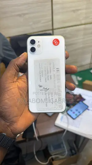 Apple iPhone 11 64 GB White