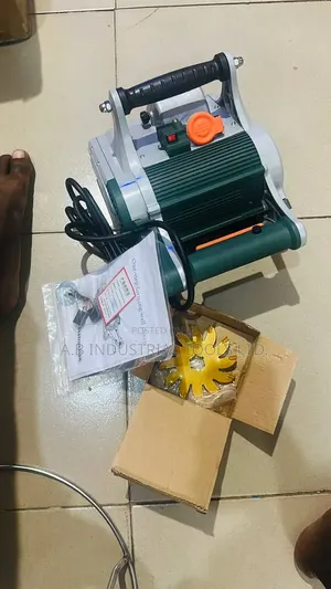 Heavy-Duty Electric Wall Groove Cutting Machine
