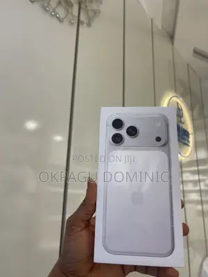 New Apple iPhone 17 Pro Max 256 GB White