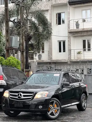Mercedes-Benz GLK-Class 2010 Black
