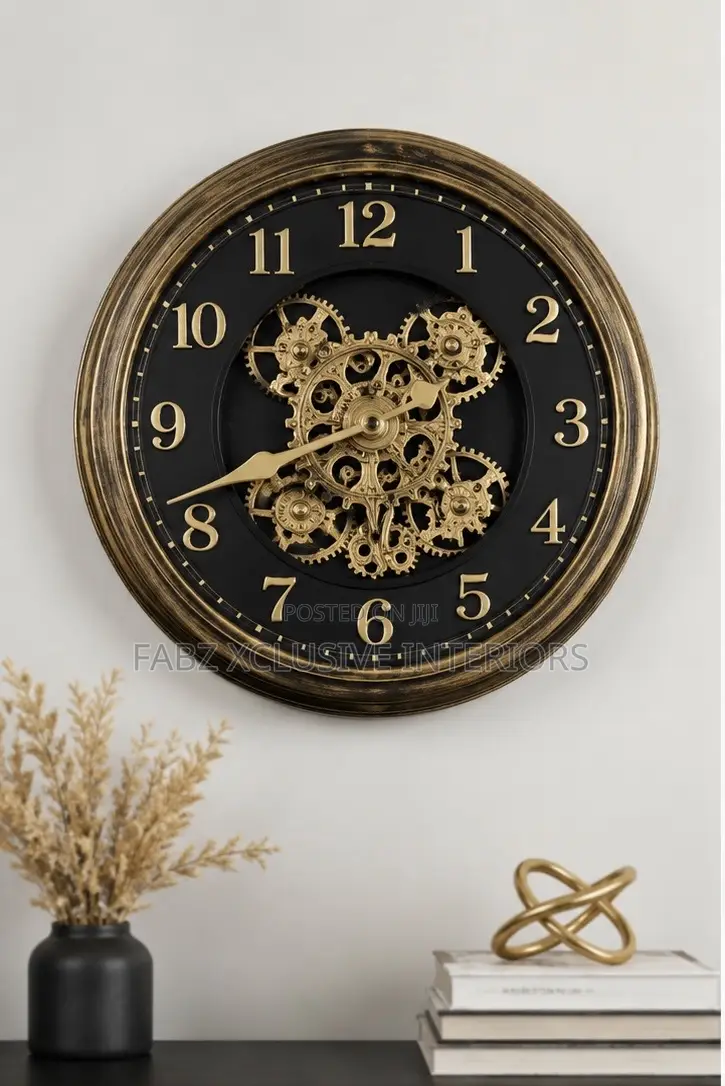 Luxury Moving Wheel Wall Clock – Timeless