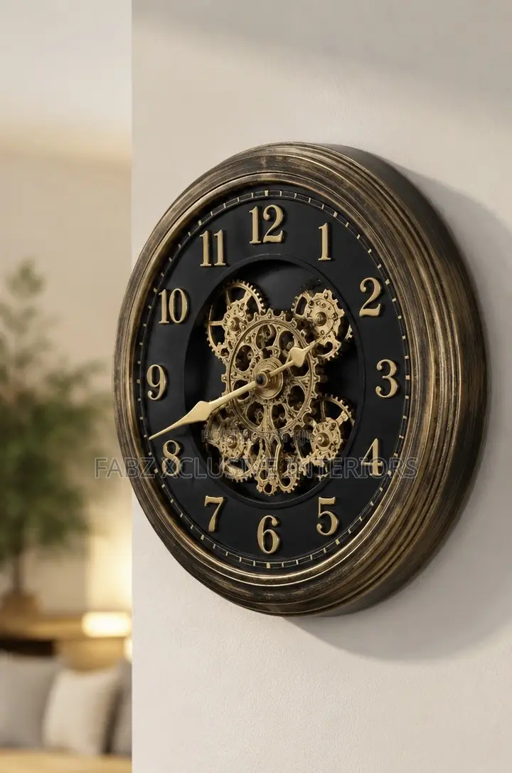 Luxury Moving Wheel Wall Clock – Timeless