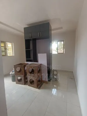 Studio Apartment in Clean Estate, Dakwo District for rent