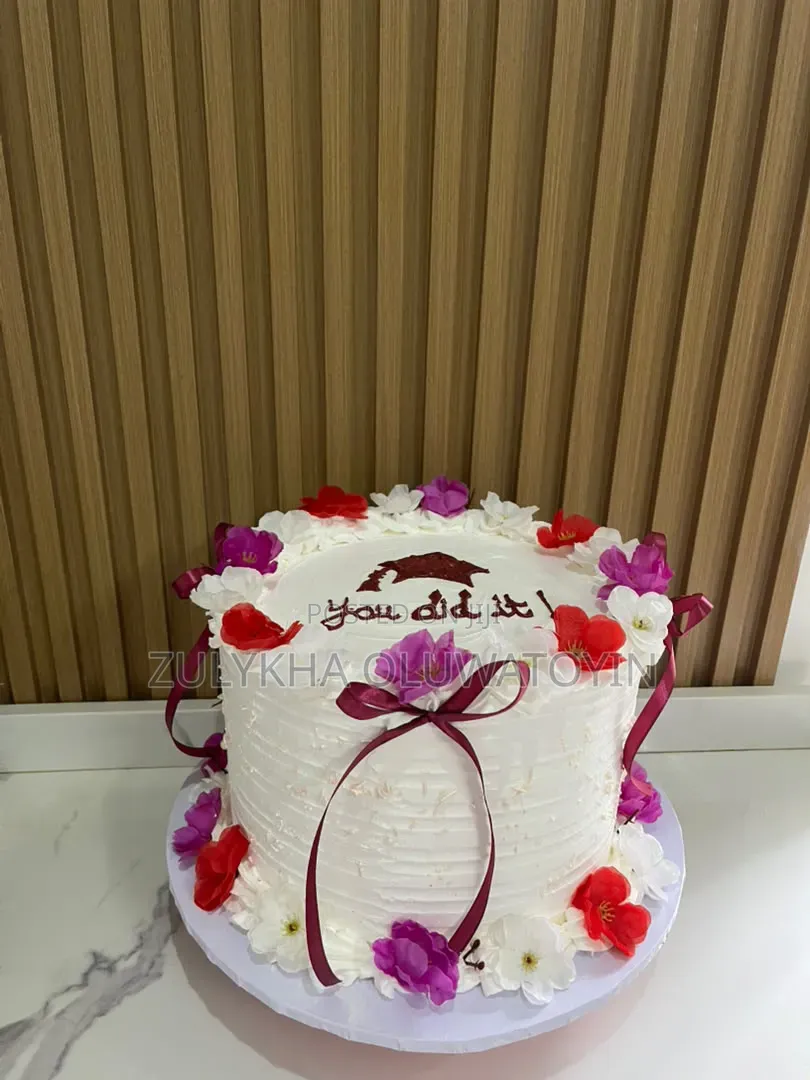 10-Inch 3-Layer Celebration Cake