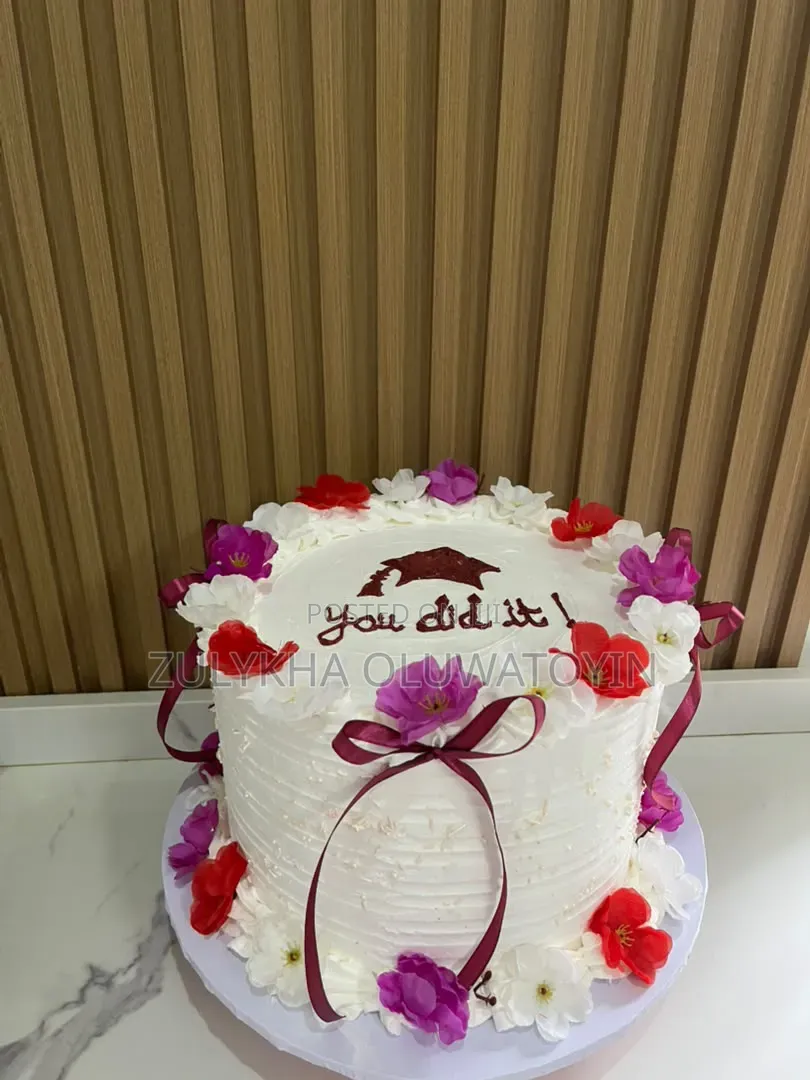 10-Inch 3-Layer Celebration Cake