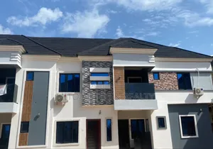 2bdrm Block of Flats in Benin City for sale