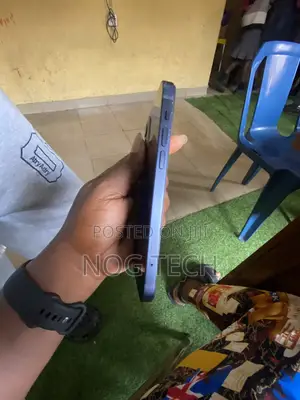 Apple iPhone 12 64 GB Blue